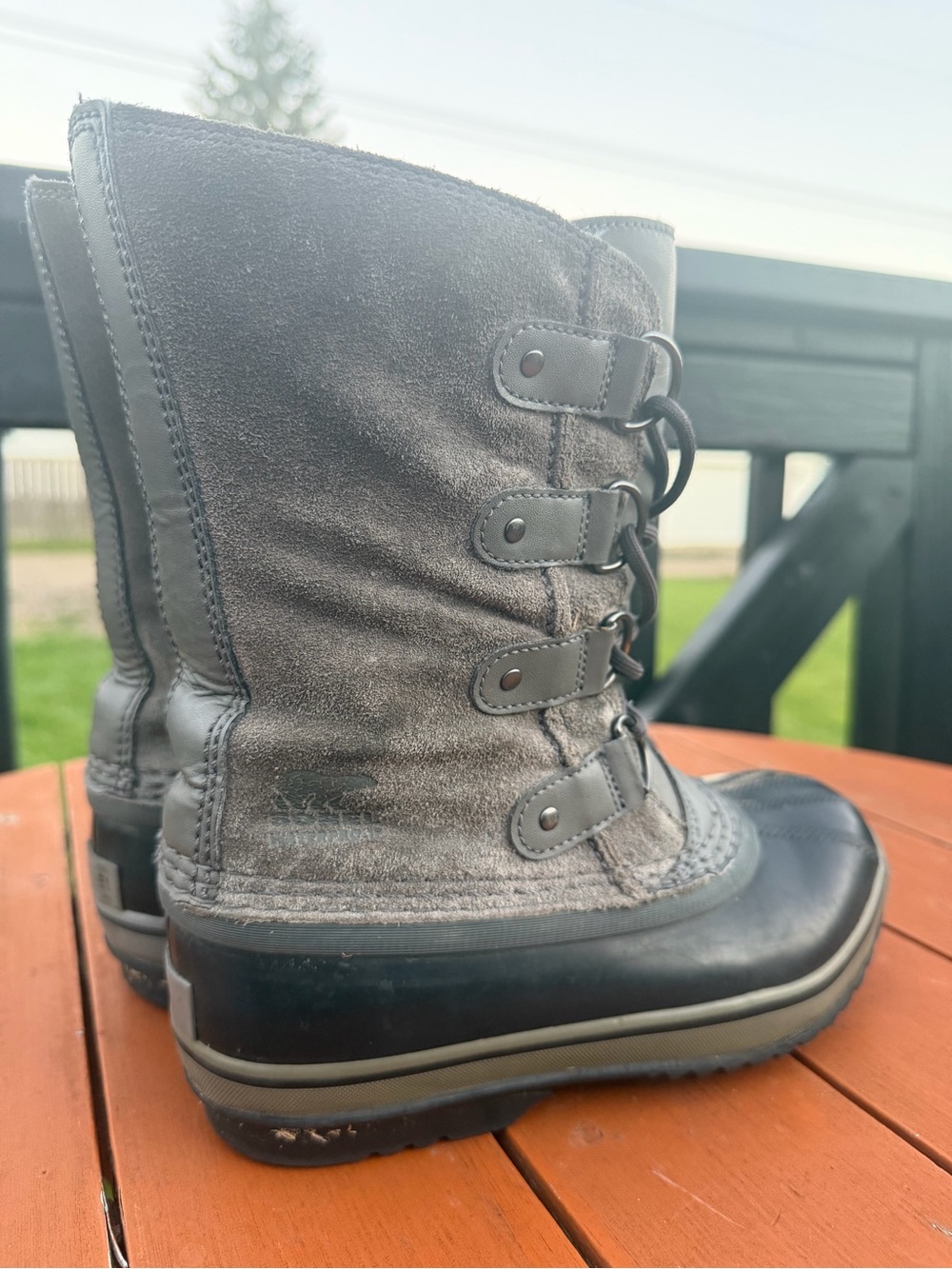 Sorel Winter Boots - Picture 14 of 14